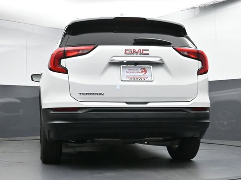 Used 2020 GMC Terrain SLE w/ Driver Convenience Package image 28