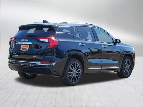Certified 2023 GMC Terrain Denali w/ Black Diamond Edition AWD/4WD image 7