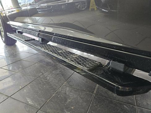 Used 2018 RAM 1500 ST w/ SXT Appearance Group image 29