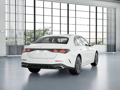 New 2027 Mercedes-Benz E 350 4MATIC Sedan image 23