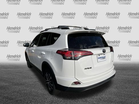 Used 2016 Toyota RAV4 LE image 7