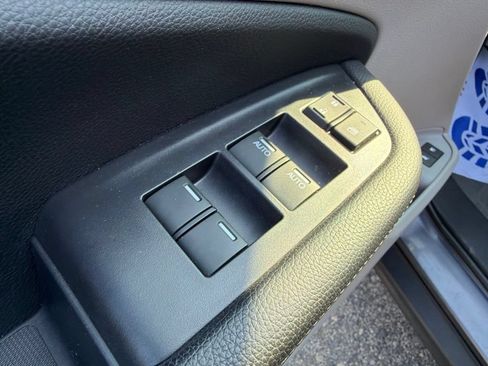 Used 2019 Honda Pilot Touring image 13