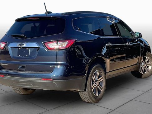 Used 2017 Chevrolet Traverse LT FWD image 14