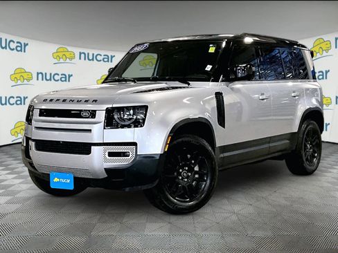 Used 2023 Land Rover Defender 110 SE image 3