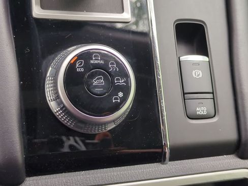 Used 2024 Mitsubishi Outlander SE FWD image 18