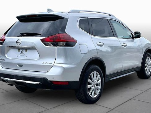 Used 2020 Nissan Rogue SV AWD/4WD image 13