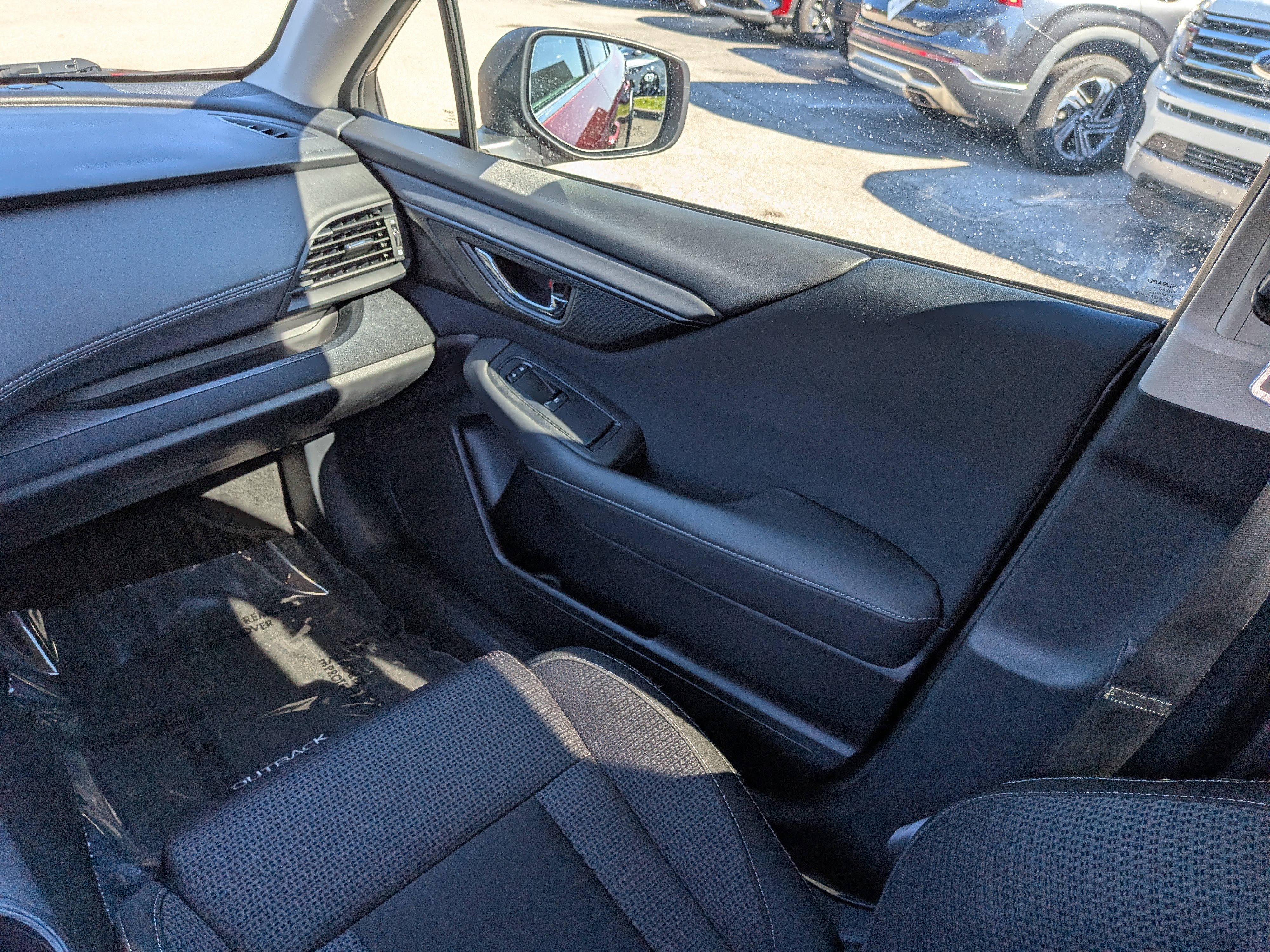 Certified 2023 Subaru Outback Premium AWD/4WD image 18