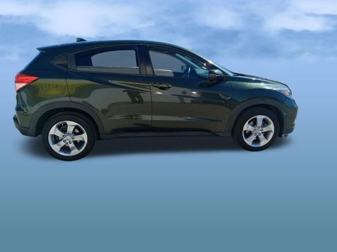 Used 2016 Honda HR-V EX image 9