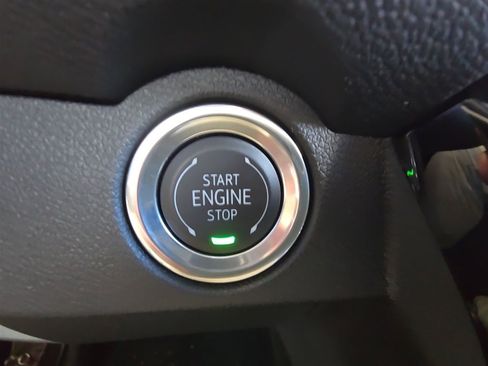 New 2026 Chevrolet Traverse LT image 17