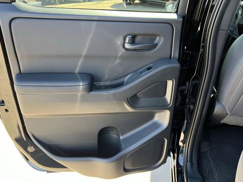 New 2026 Nissan Frontier SV image 18