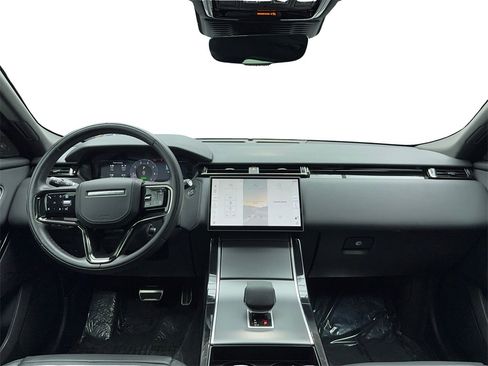 Used 2025 Land Rover Range Rover Velar Dynamic SE image 18
