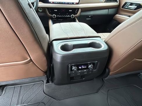 Certified 2025 Chevrolet Tahoe High Country image 21