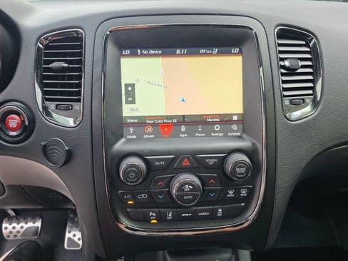 Used 2018 Dodge Durango SRT w/ Technology Group AWD/4WD image 13