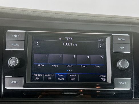 Used 2020 Volkswagen Jetta R-Line FWD image 21
