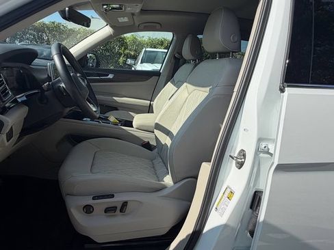 Used 2024 Volkswagen Atlas SEL Premium R-Line AWD/4WD image 11