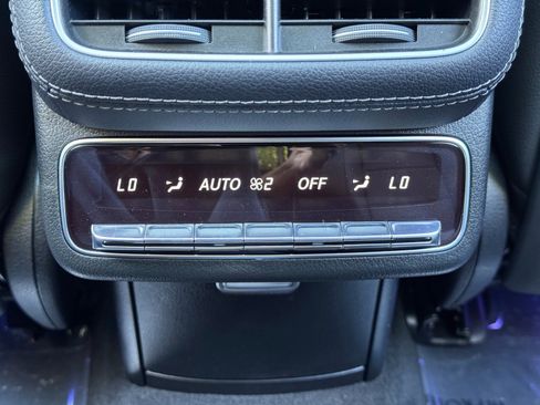 Used 2021 Mercedes-Benz GLS 450 4MATIC image 42