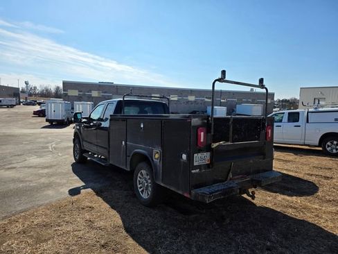 Used 2018 Ford F350 XLT w/ XLT Value Package image 4