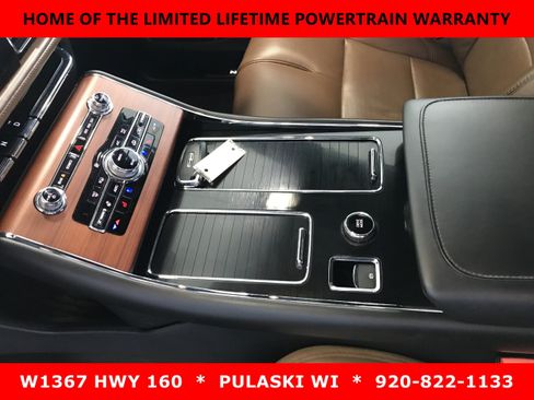 Used 2022 Lincoln Aviator Reserve w/ Equipment Group 201A AWD/4WD image 18