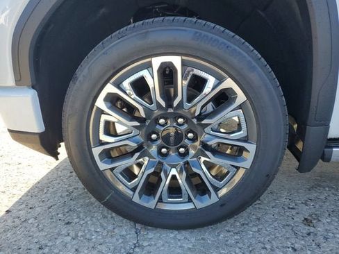 New 2026 GMC Sierra 1500 Denali Ultimate AWD/4WD image 6