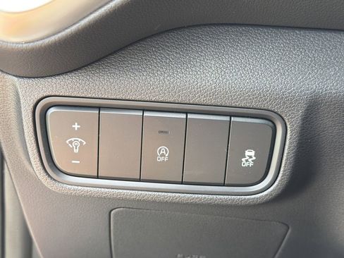Used 2022 Kia Soul LX FWD image 26