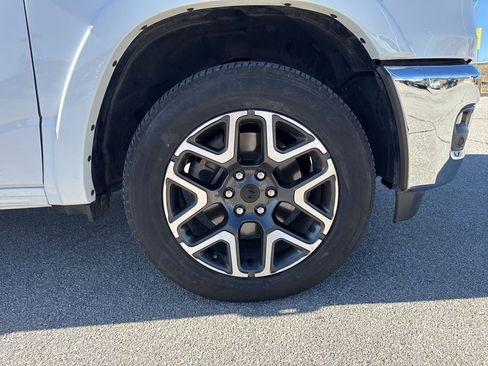 Used 2025 RAM 1500 Laramie image 14