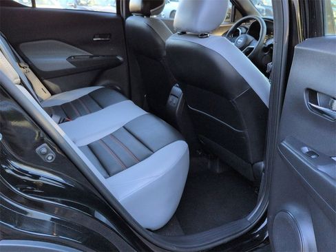 Used 2024 Nissan Kicks SR w/ SR Premium Package image 18