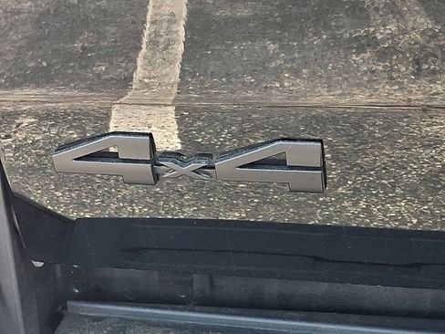 Used 2024 Toyota Tacoma TRD Off-Road AWD/4WD image 17