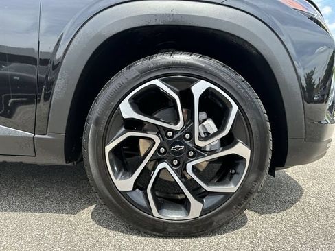 Certified 2025 Chevrolet Trax RS w/ Driver Confidence Package FWD image 20