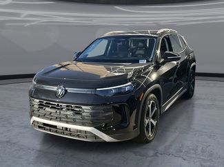 New 2026 Volkswagen Tiguan SE FWD video 1