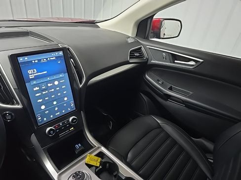 Certified 2024 Ford Edge SEL w/ Convenience Package AWD/4WD image 29