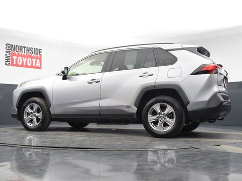 Used 2022 Toyota RAV4 XLE w/ Convenience Package image 28
