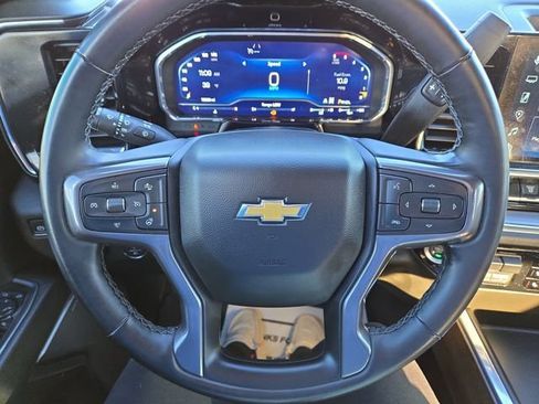 Used 2025 Chevrolet Silverado 3500 High Country w/ Technology Package image 17