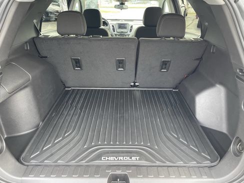 Used 2024 Chevrolet Equinox LS w/ LS Convenience Package AWD/4WD image 5
