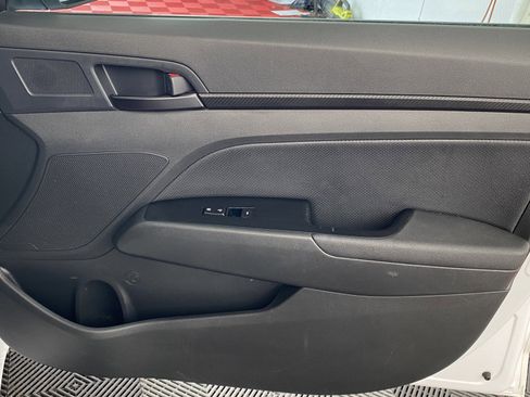 Used 2020 Hyundai Elantra Sport w/ Cargo Package (C1) image 7