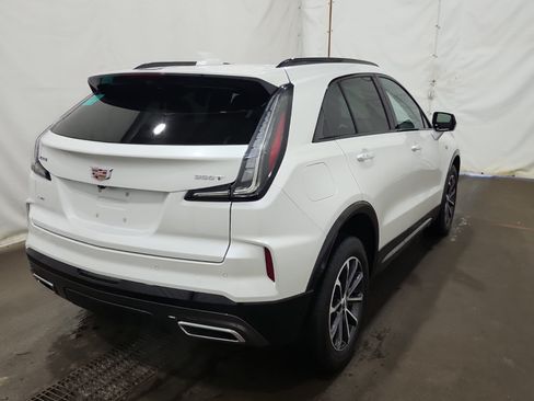 Used 2024 Cadillac XT4 Sport AWD/4WD image 3