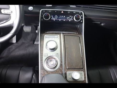 Used 2024 Genesis GV80 2.5T AWD/4WD image 30