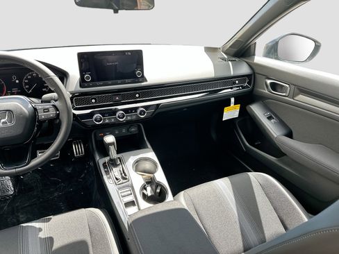 New 2026 Honda Civic Sport image 16