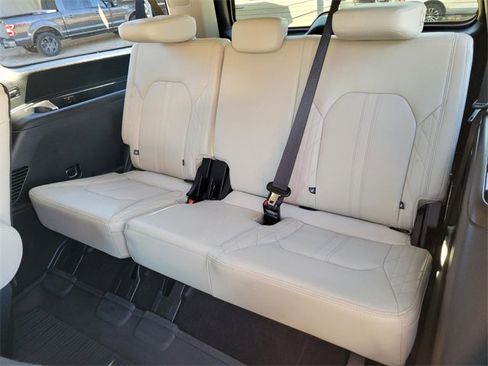 Used 2021 Ford Expedition Max Platinum image 20