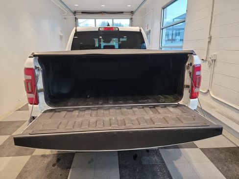 Used 2022 RAM 1500 Limited image 10