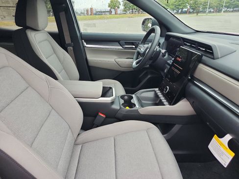 New 2026 GMC Terrain Elevation FWD image 6