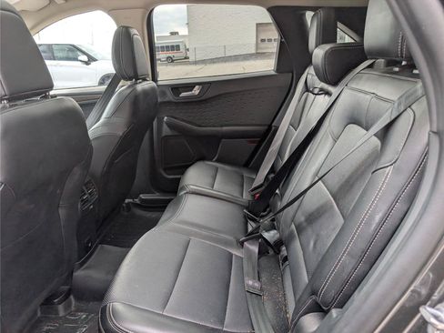 Used 2020 Ford Escape Titanium AWD/4WD image 15