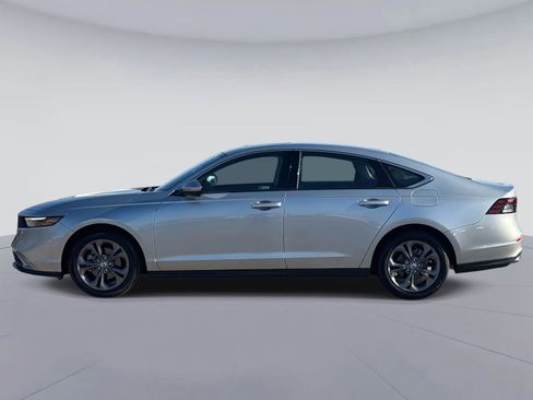 Certified 2024 Honda Accord EX image 7