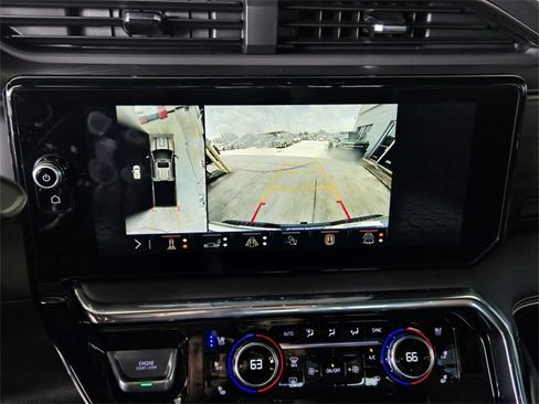 Used 2025 GMC Sierra 3500 Denali Ultimate image 16