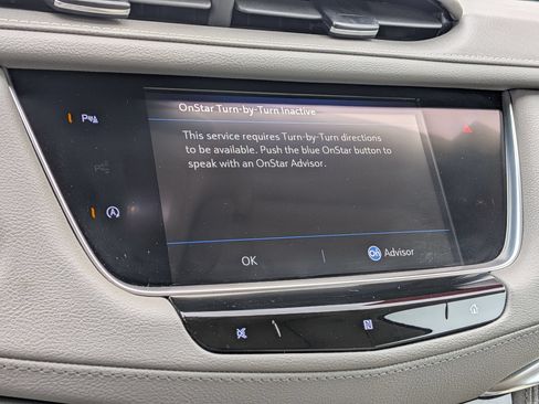 Certified 2020 Cadillac XT5 Premium Luxury AWD/4WD image 14