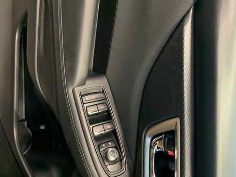 Used 2020 Subaru Forester Premium image 11