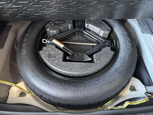 Used 2024 Toyota RAV4 Limited image 12