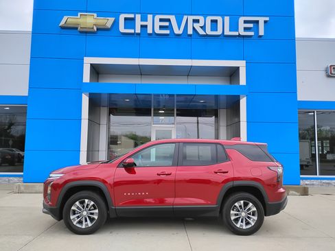 Used 2025 Chevrolet Equinox LT FWD image 32