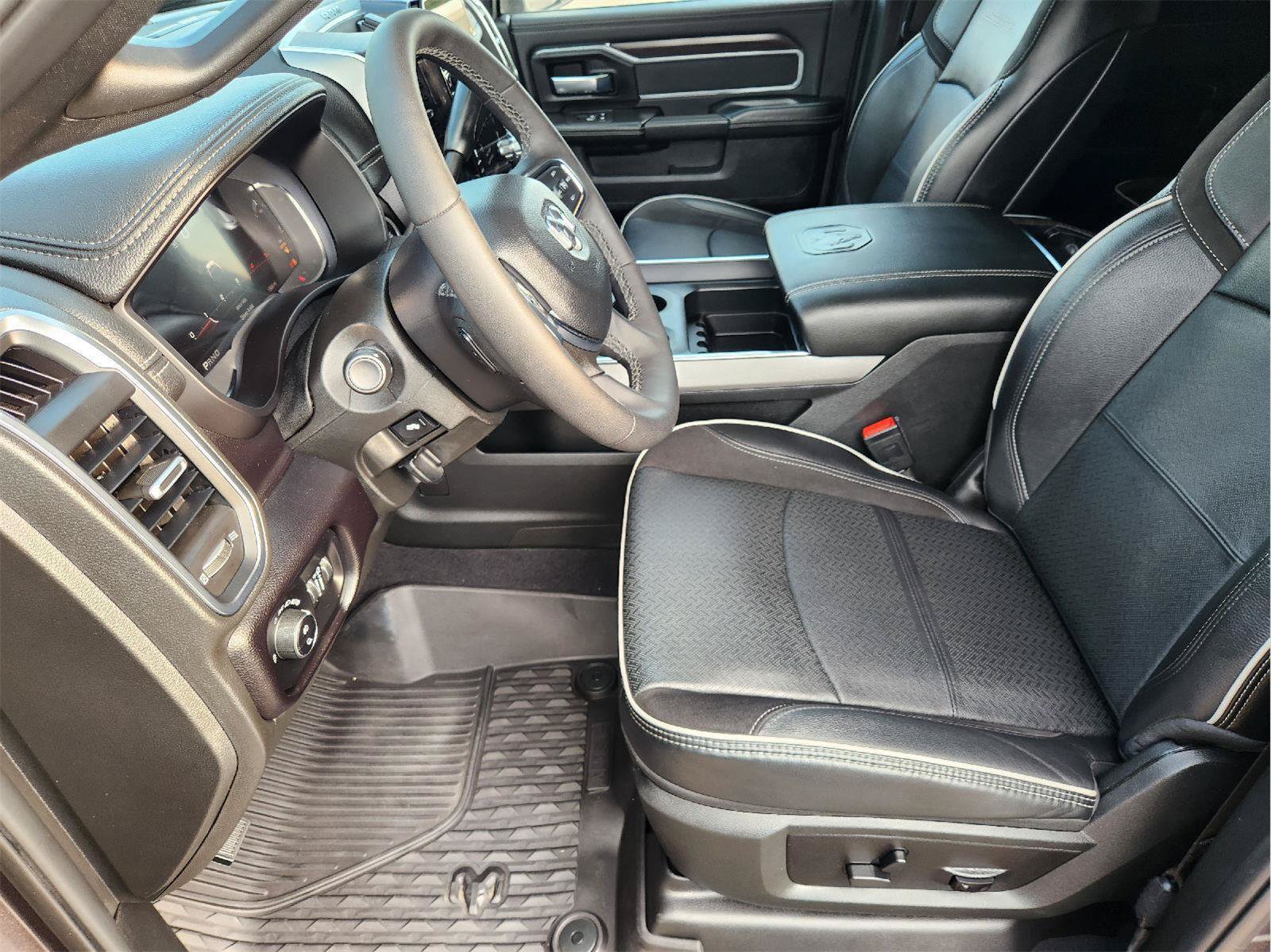 Used 2025 RAM 2500 Laramie AWD/4WD image 8
