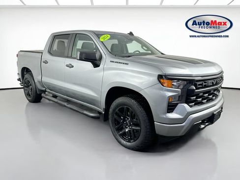Used 2024 Chevrolet Silverado 1500 Custom w/ Rally Edition AWD/4WD image 1