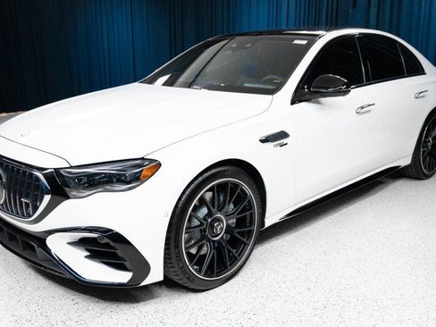 New 2026 Mercedes-Benz E 53 AMG e 4MATIC Sedan image 1
